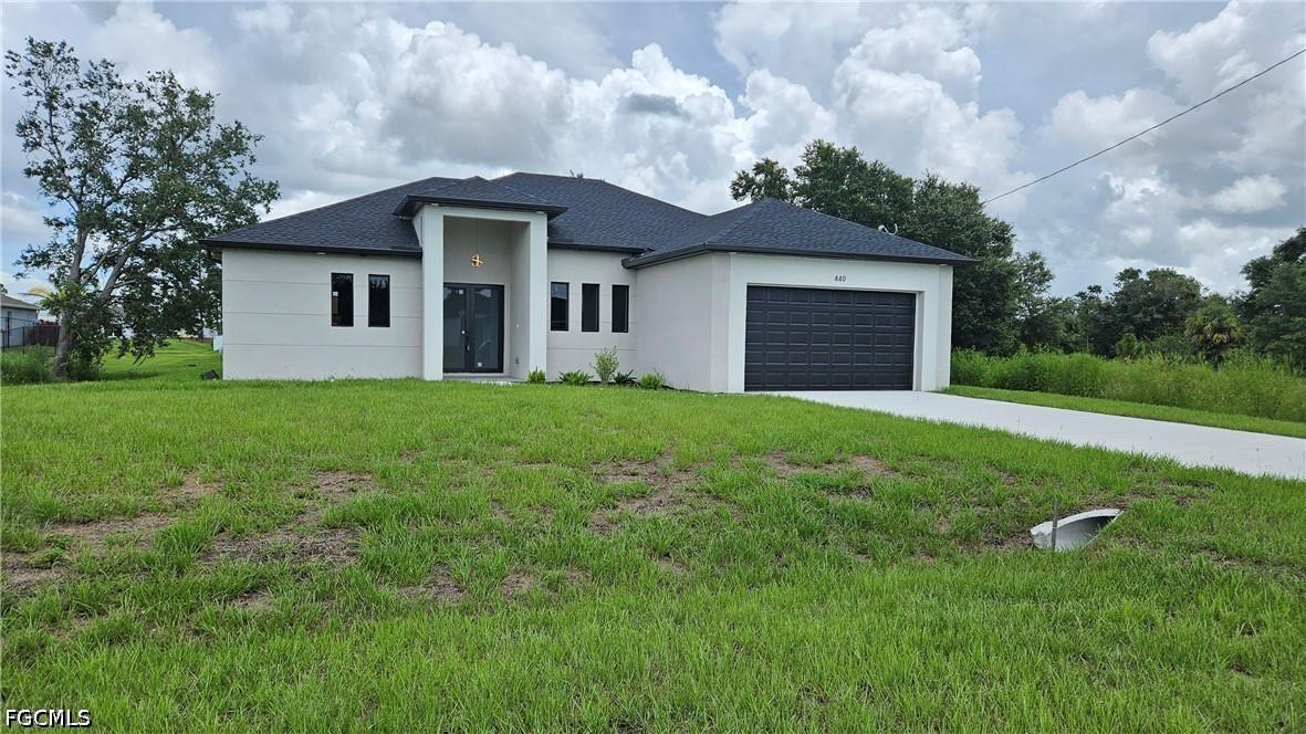 449 Redwing St., Lehigh Acres, FL 33974
