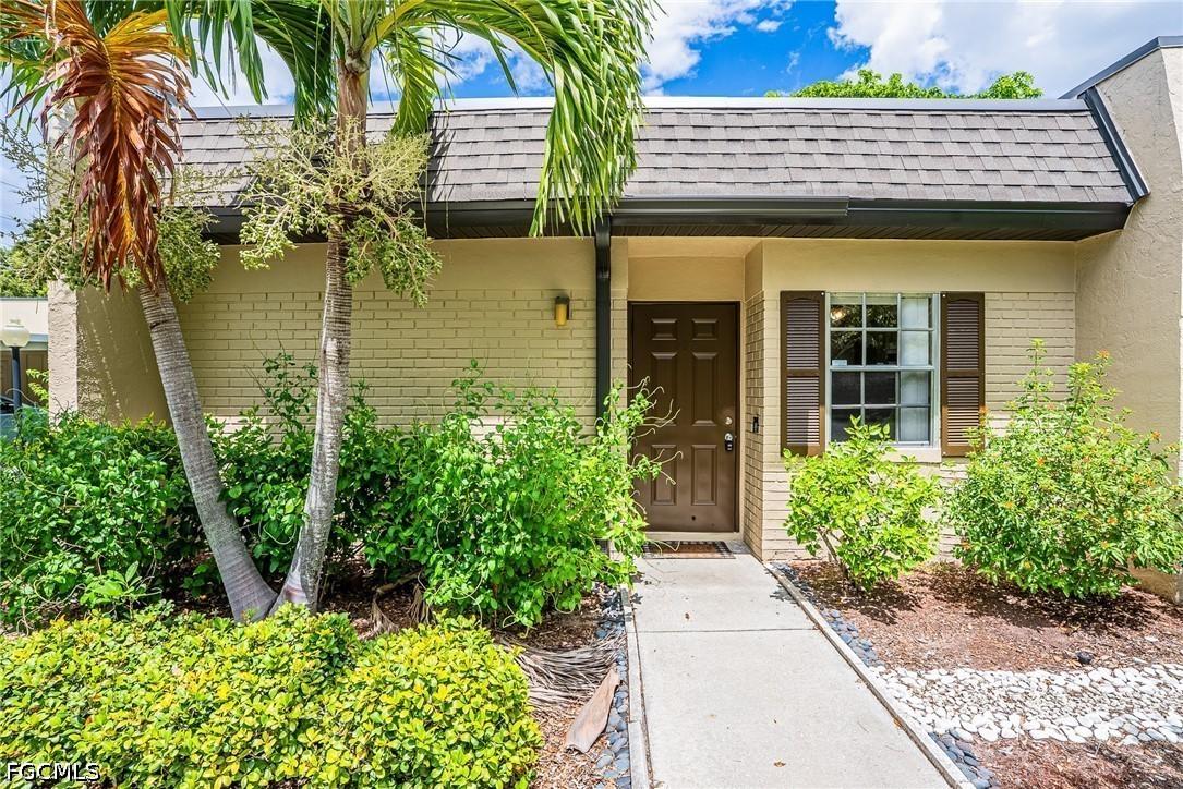 6300 S Pointe Blvd. #327, Fort Myers, FL 33919