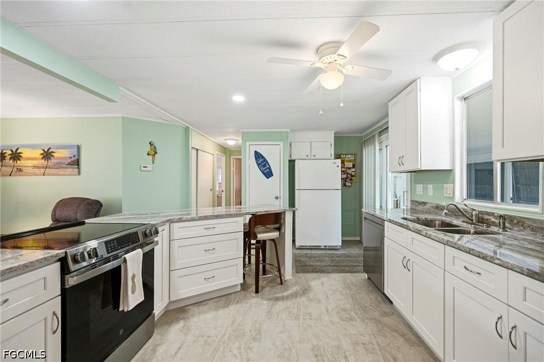 293 Edwardo Ave., Fort Myers, FL 33905