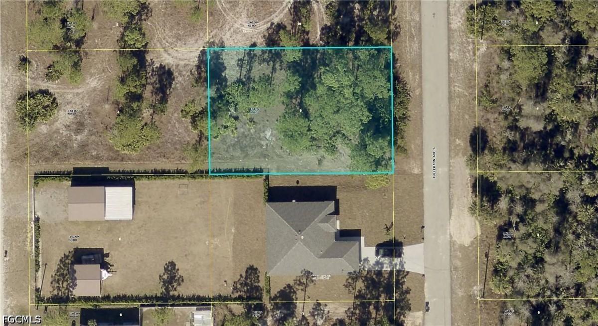 848 Fullerton Ave., Lehigh Acres, FL 33974