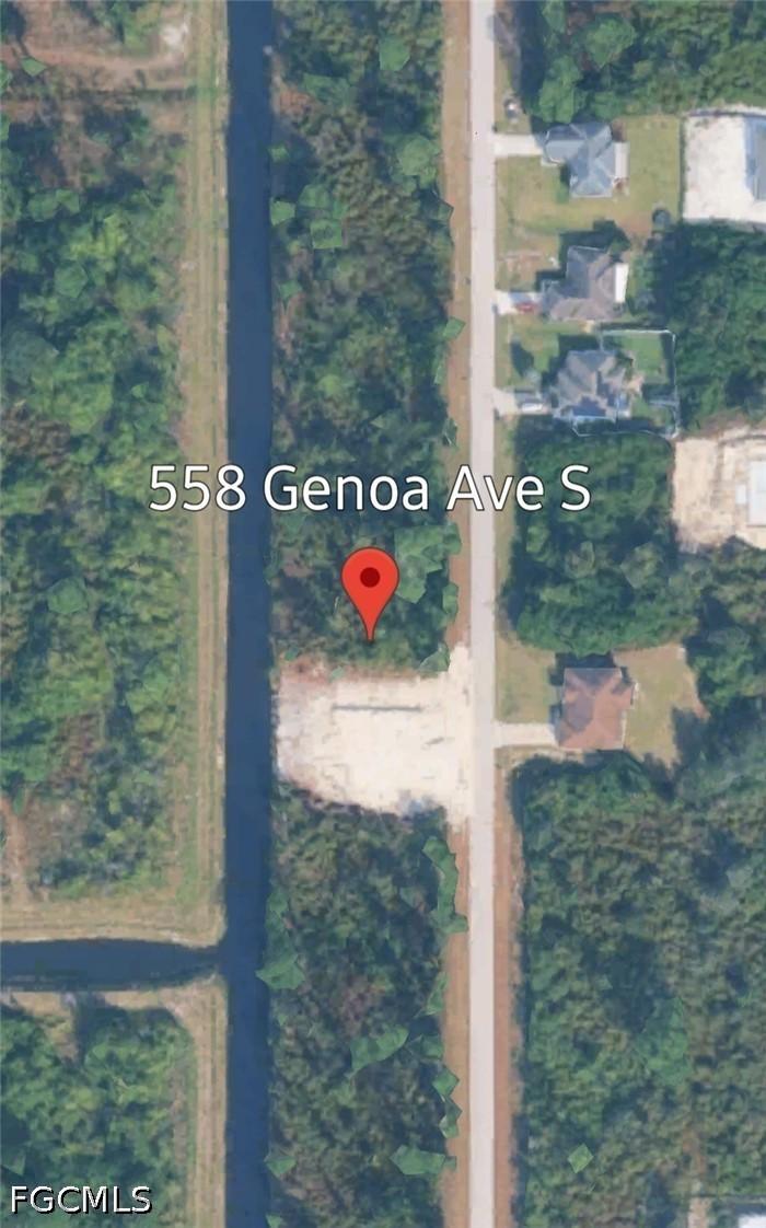558 Genoa Ave., Lehigh Acres, FL 33974