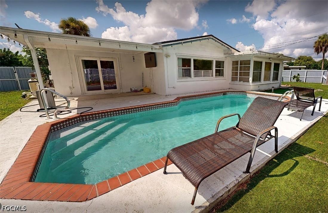 129 E Lake Dr., Lehigh Acres, FL 33936