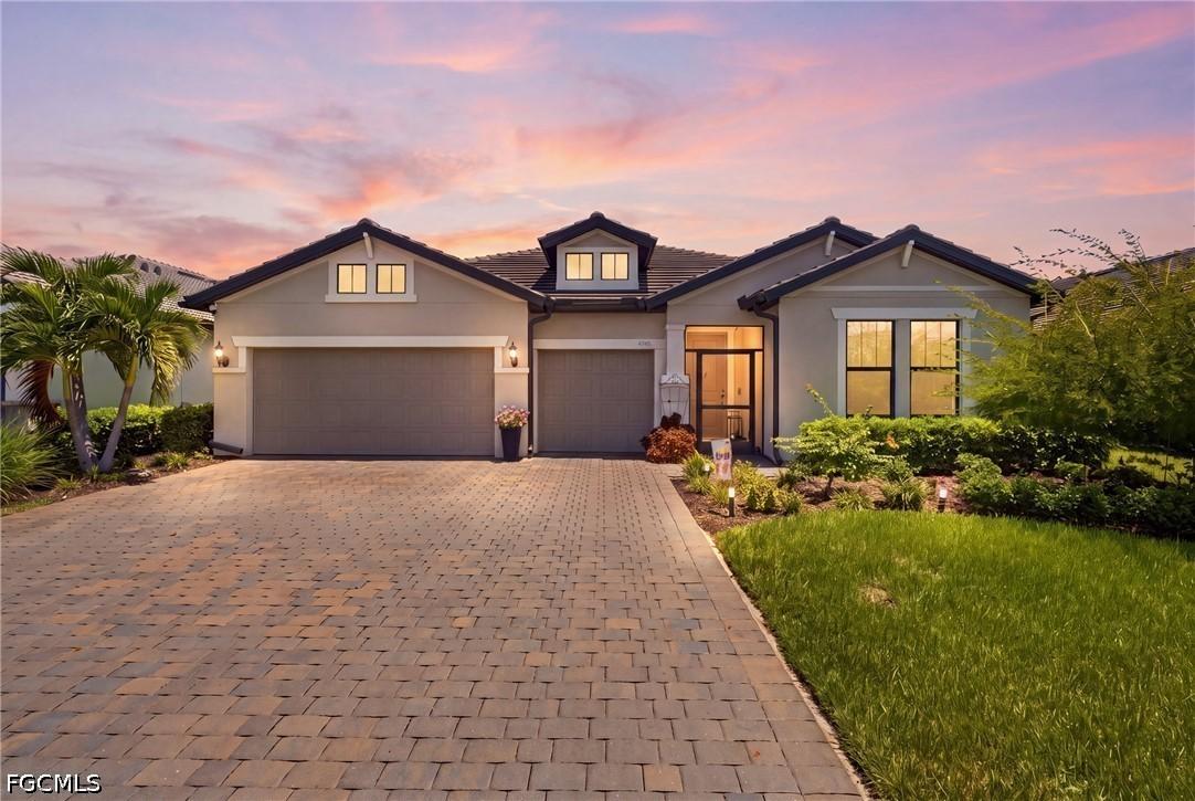 4745 Imperial Eagle Dr., Fort Myers, FL 33966