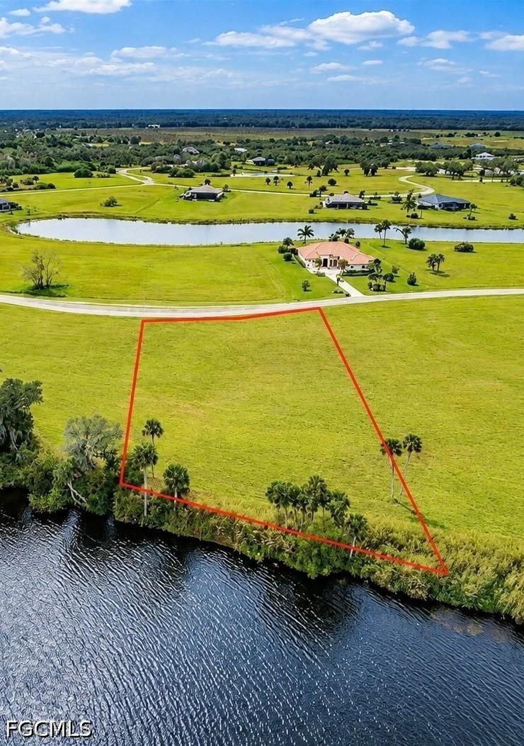 2048 Silk Bay Blvd., Alva, FL 33920