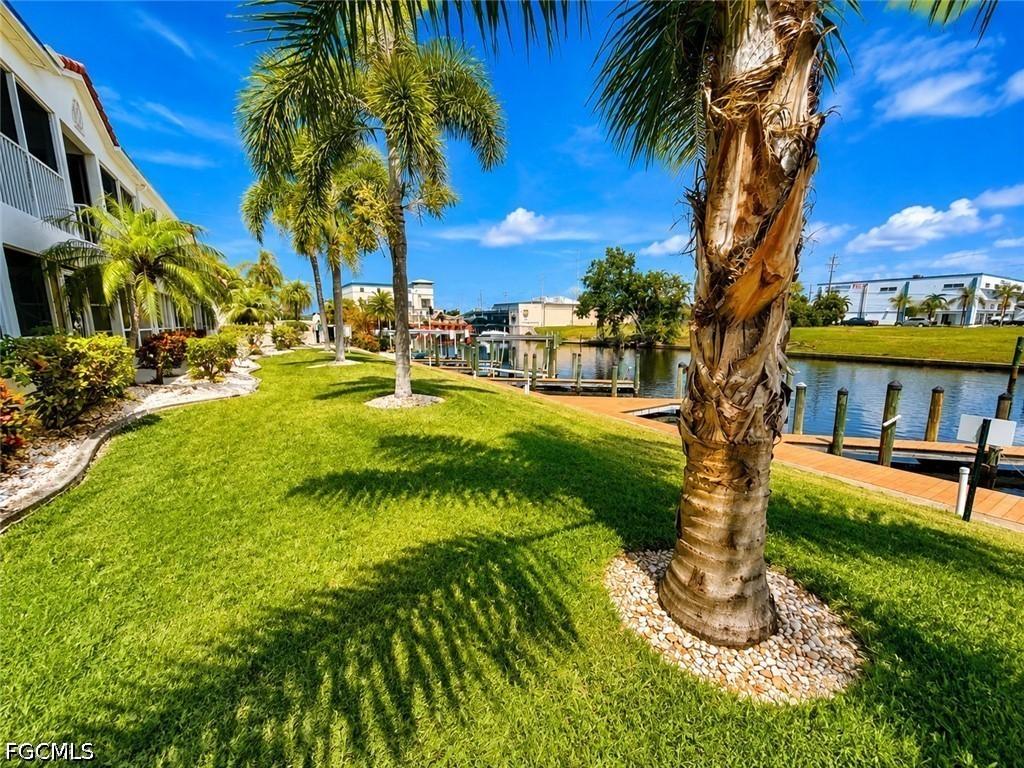 1615 SE 46th Ln. #202, Cape Coral, FL 33904