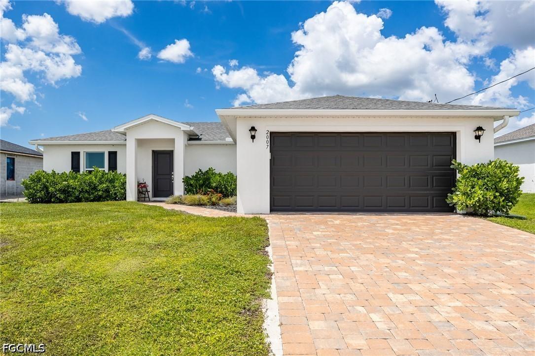 2007 NW 17th Ter., Cape Coral, FL 33993