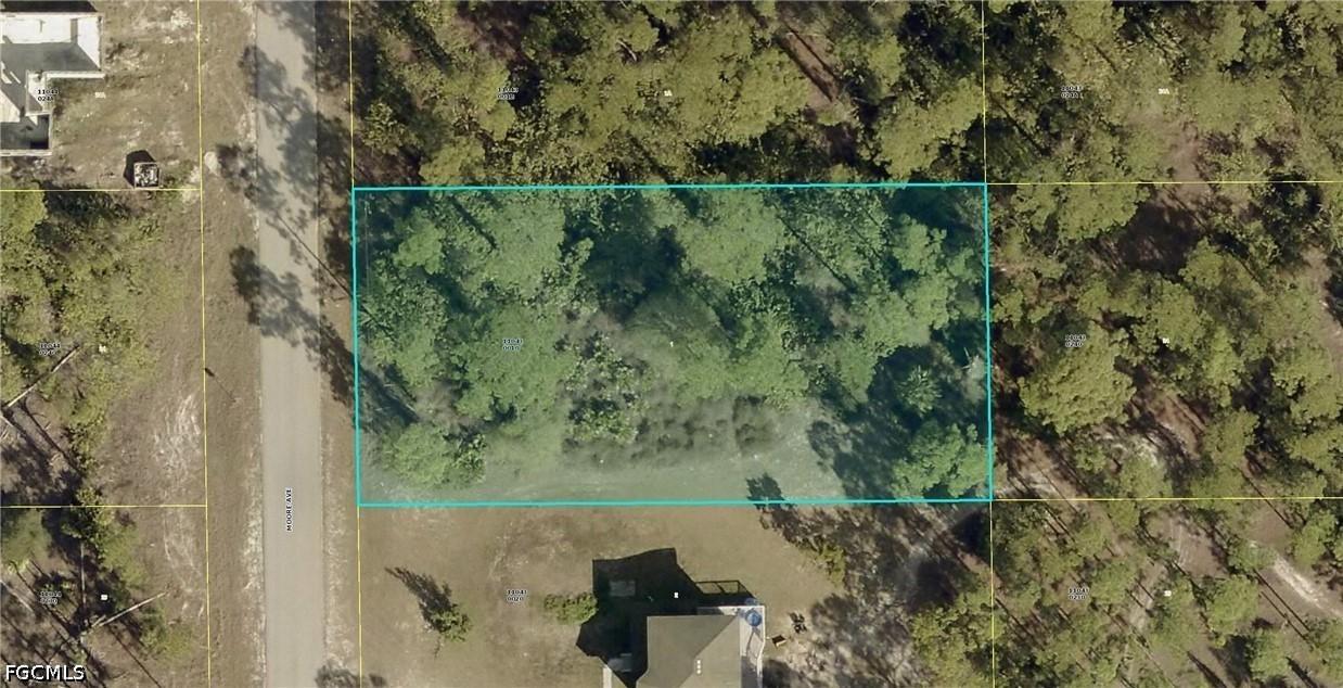 1122 Moore Ave., Lehigh Acres, FL 33972