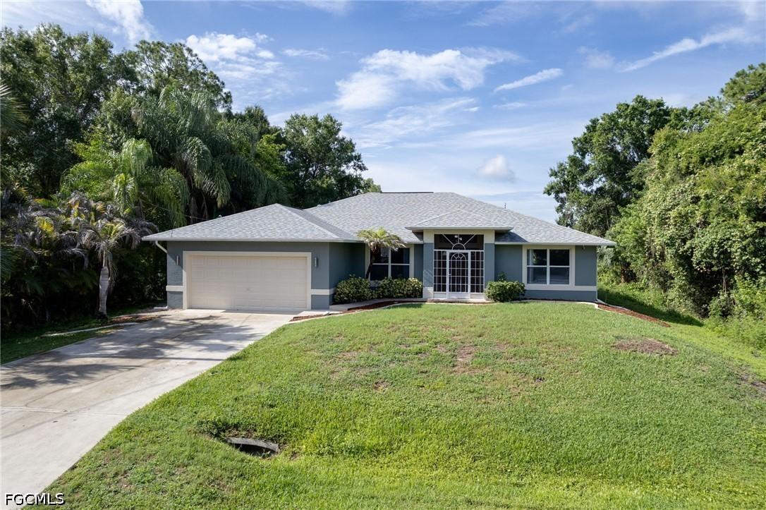2707 7th St., Lehigh Acres, FL 33976