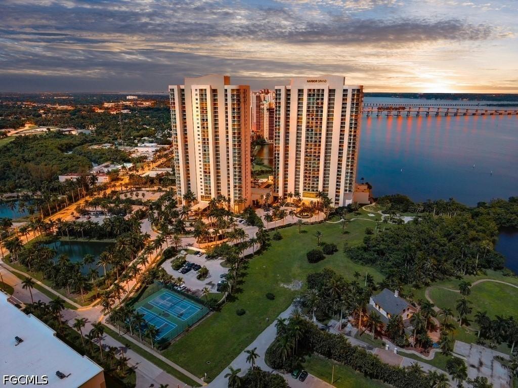 3000 Oasis Grand Blvd. #1407, Fort Myers, FL 33916