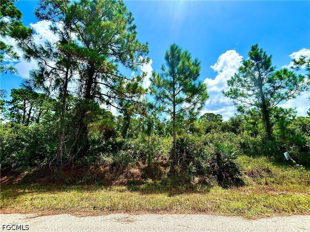1198 Pine Ave., Lehigh Acres, FL 33972