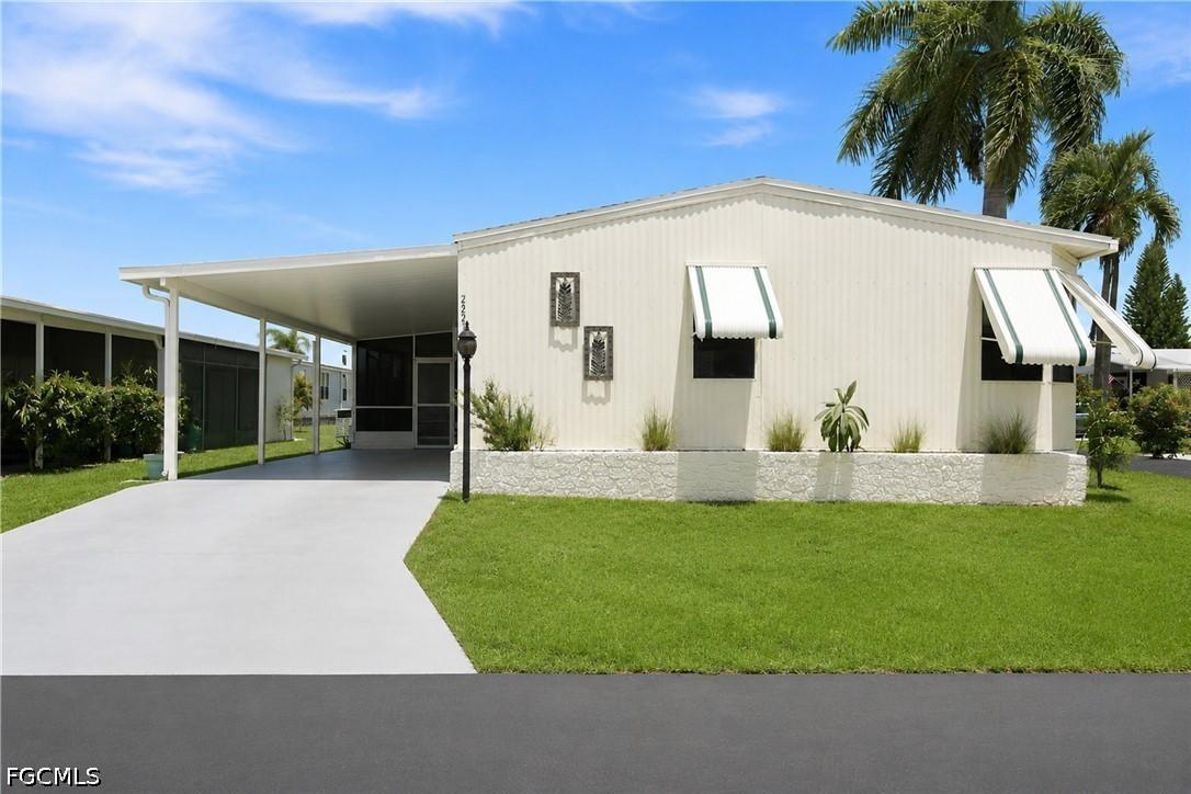 252 Loon Ln., Naples, FL 34114