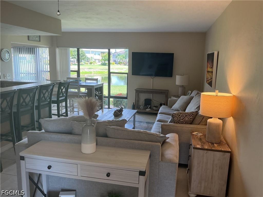 5550 Trailwinds Dr. #615, Fort Myers, FL 33907