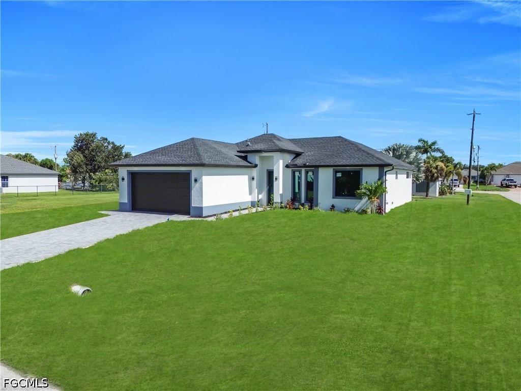 1825 NE 22nd Ter., Cape Coral, FL 33909