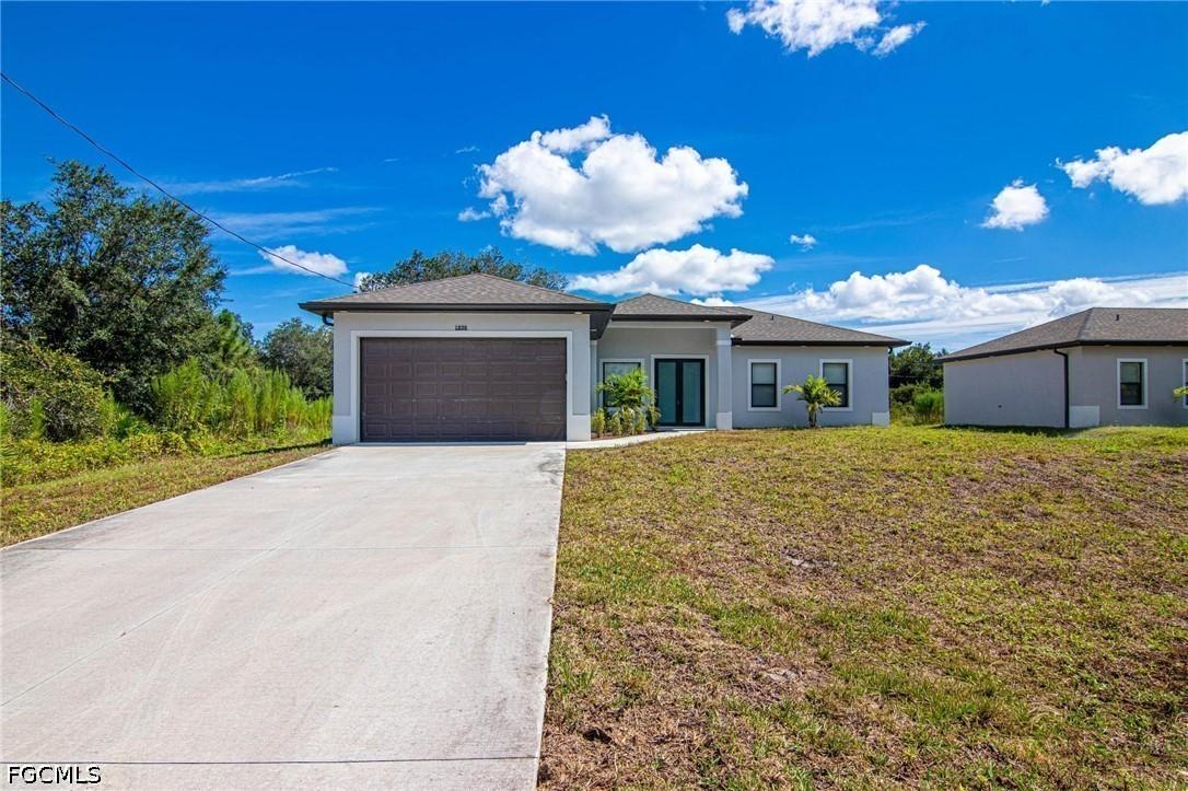 1836 Lindsay St., Lehigh Acres, FL 33972
