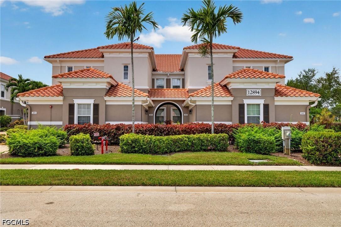 12894 New Market St. #202, Fort Myers, FL 33913