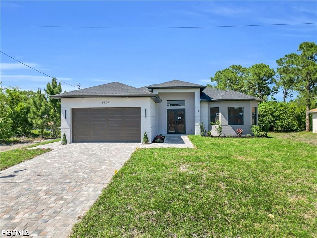 4204 W 3rd St., Lehigh Acres, FL 33971