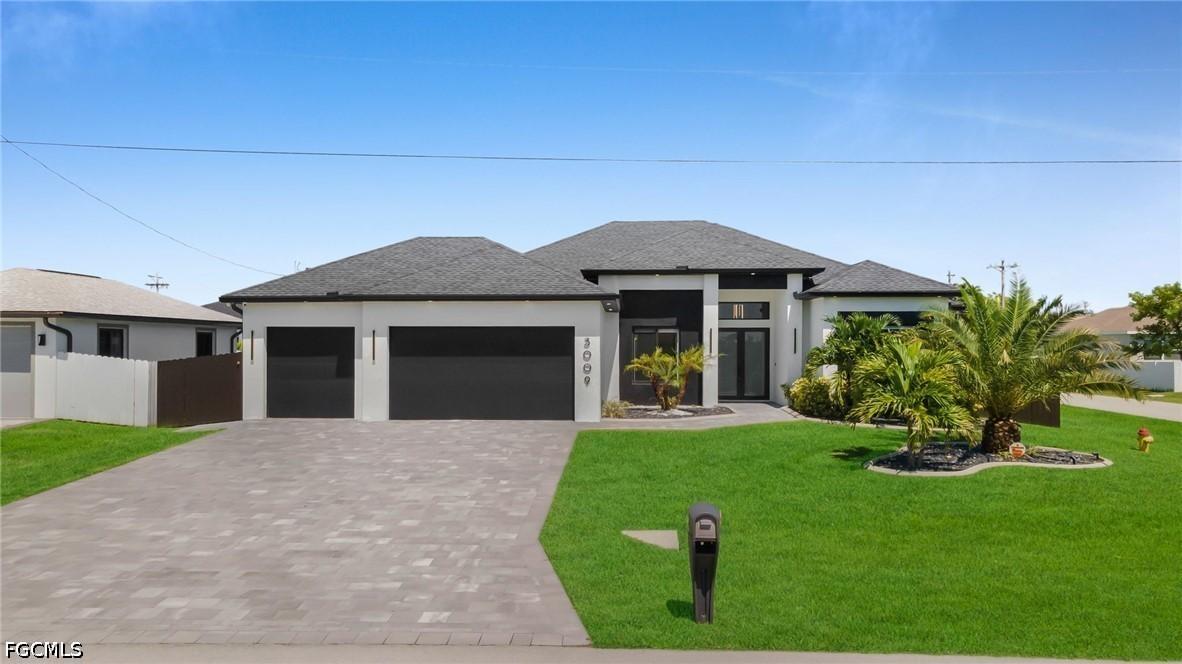 3009 SW 16th Pl., Cape Coral, FL 33914