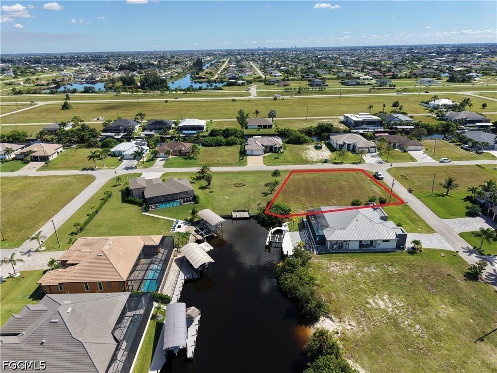 516 NW 33rd Ave., Cape Coral, FL 33993