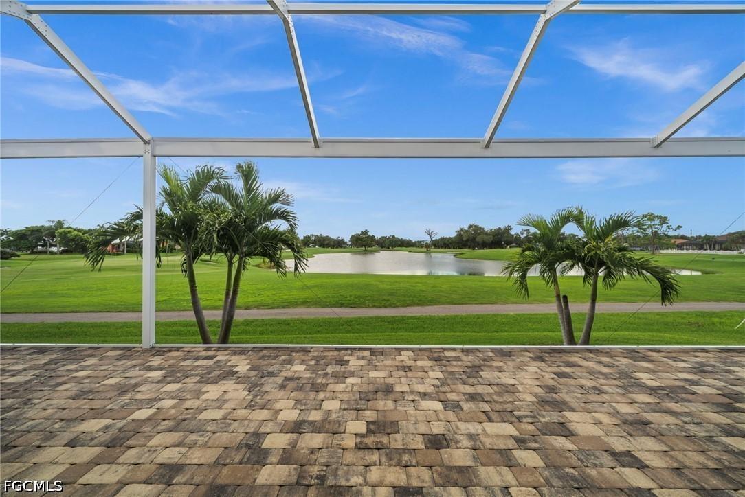 2502 Van Buren Pkwy., Cape Coral, FL 33993