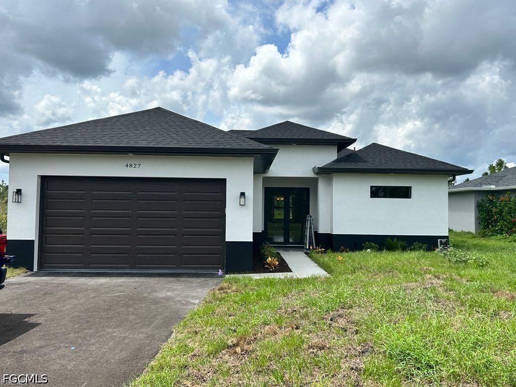 4827 Everglades Blvd., Naples, FL 34120