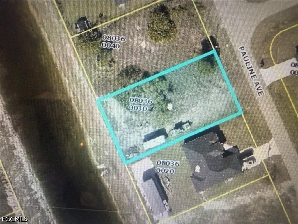 368 Pauline Ave., Lehigh Acres, FL 33974