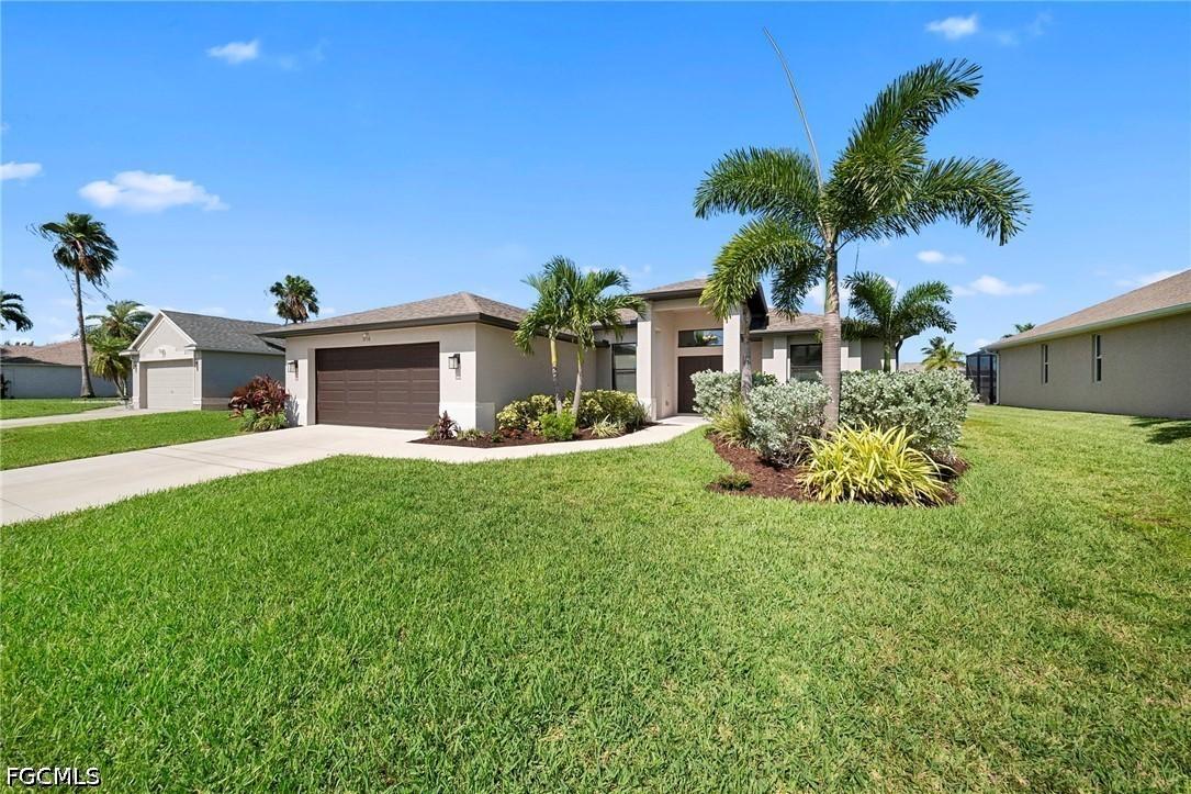 3716 SW 11th Pl., Cape Coral, FL 33914