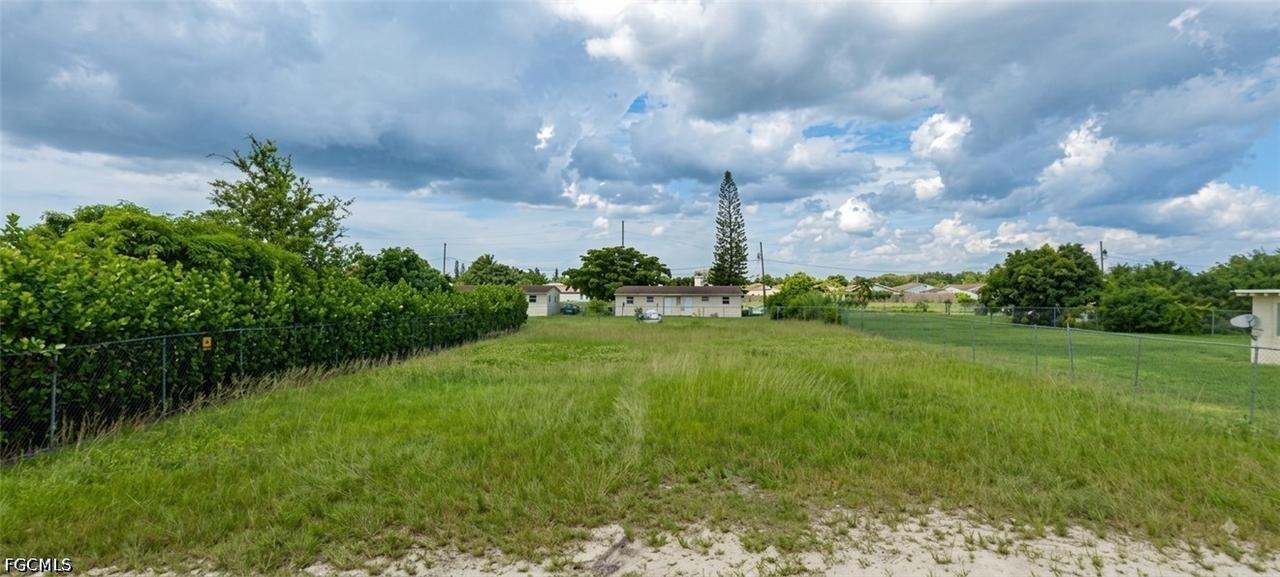 11821 SW 213 St., Miami, FL 33177