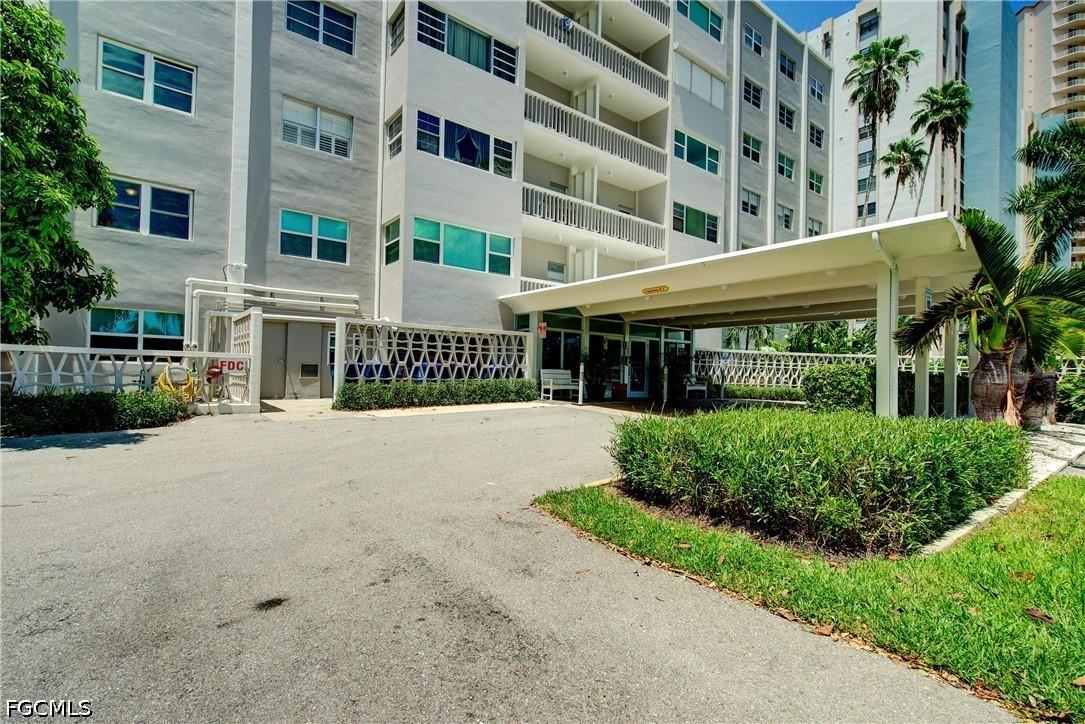 1900 Clifford St. #303, Fort Myers, FL 33901
