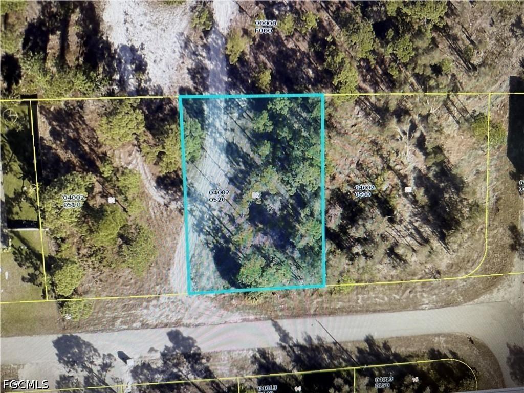 671 Foxchase Dr., Lehigh Acres, FL 33974