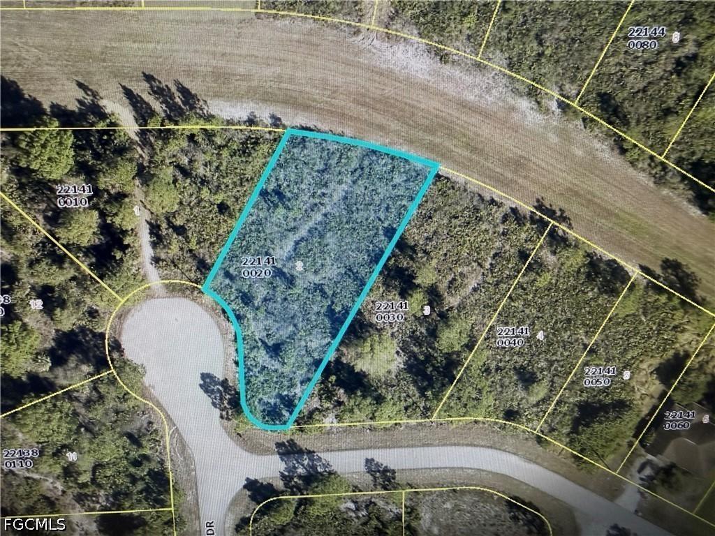 452 Vanetta Dr., Lehigh Acres, FL 33972