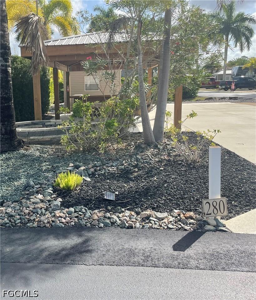 5235 Pineland Daisy Tr., Fort Myers, FL 33905