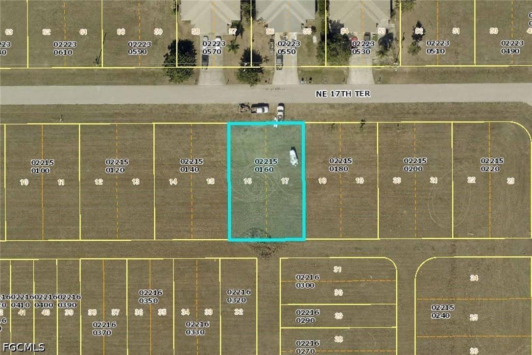2032 NE 17th Ter., Cape Coral, FL 33909