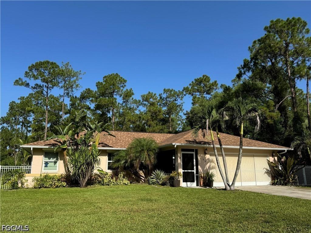 13 Wellington Ave., Lehigh Acres, FL 33936