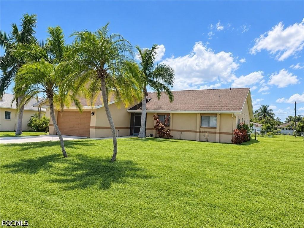 3506 Country Club Blvd., Cape Coral, FL 33904