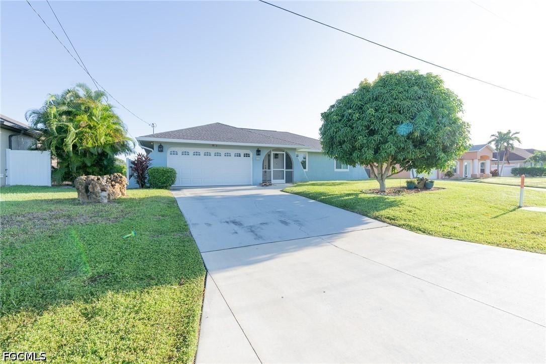 115 SE 35th Ter., Cape Coral, FL 33904
