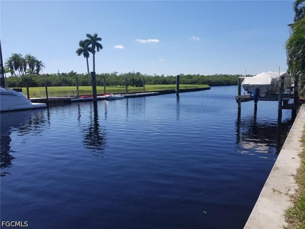 126 Montrose Dr., Fort Myers, FL 33919