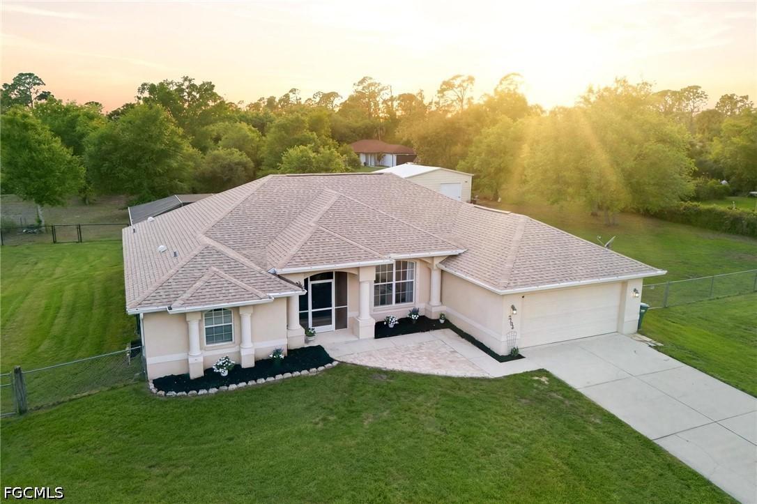 2105 Bennett Ln., North Port, FL 34288