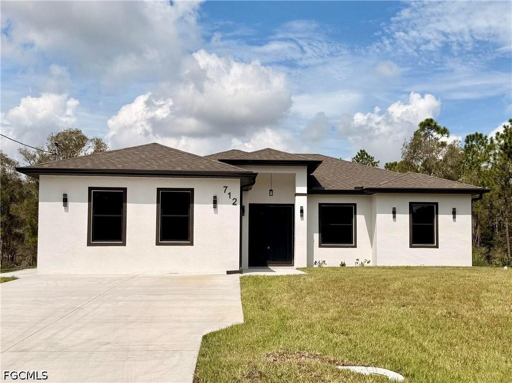 712 Gaylord Ave., Lehigh Acres, FL 33974