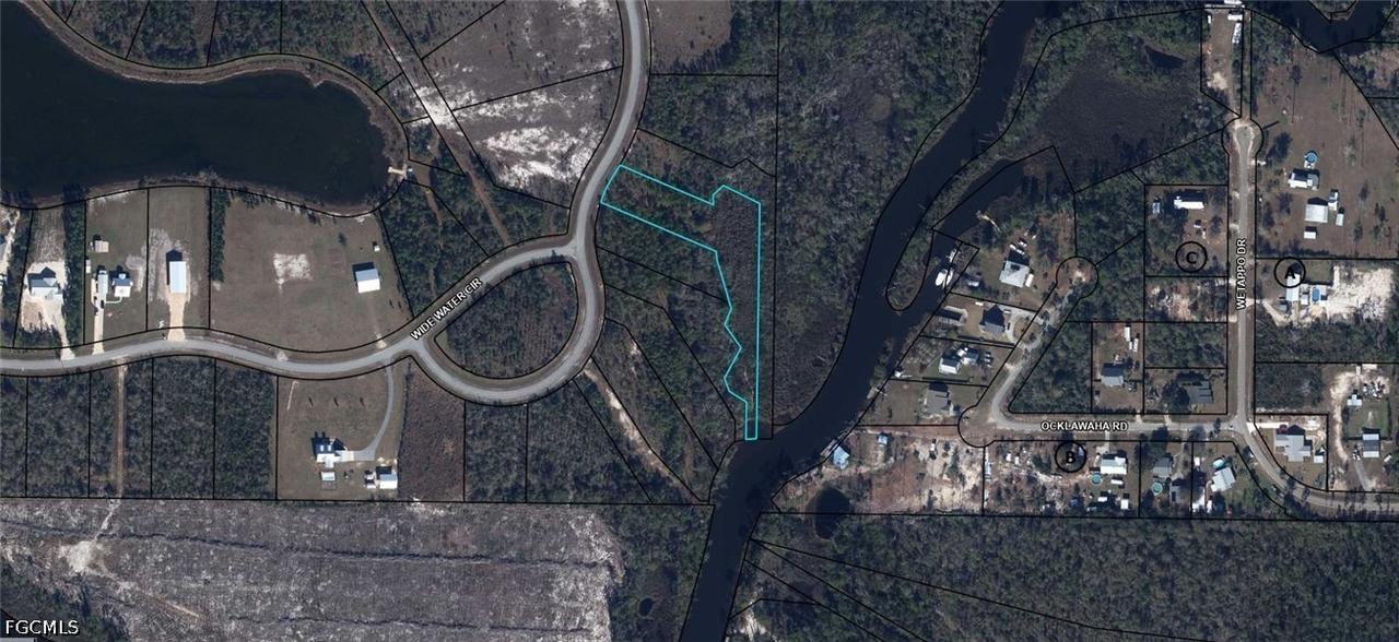 603 Wide Water Cir., Wewahitchka, FL 32465