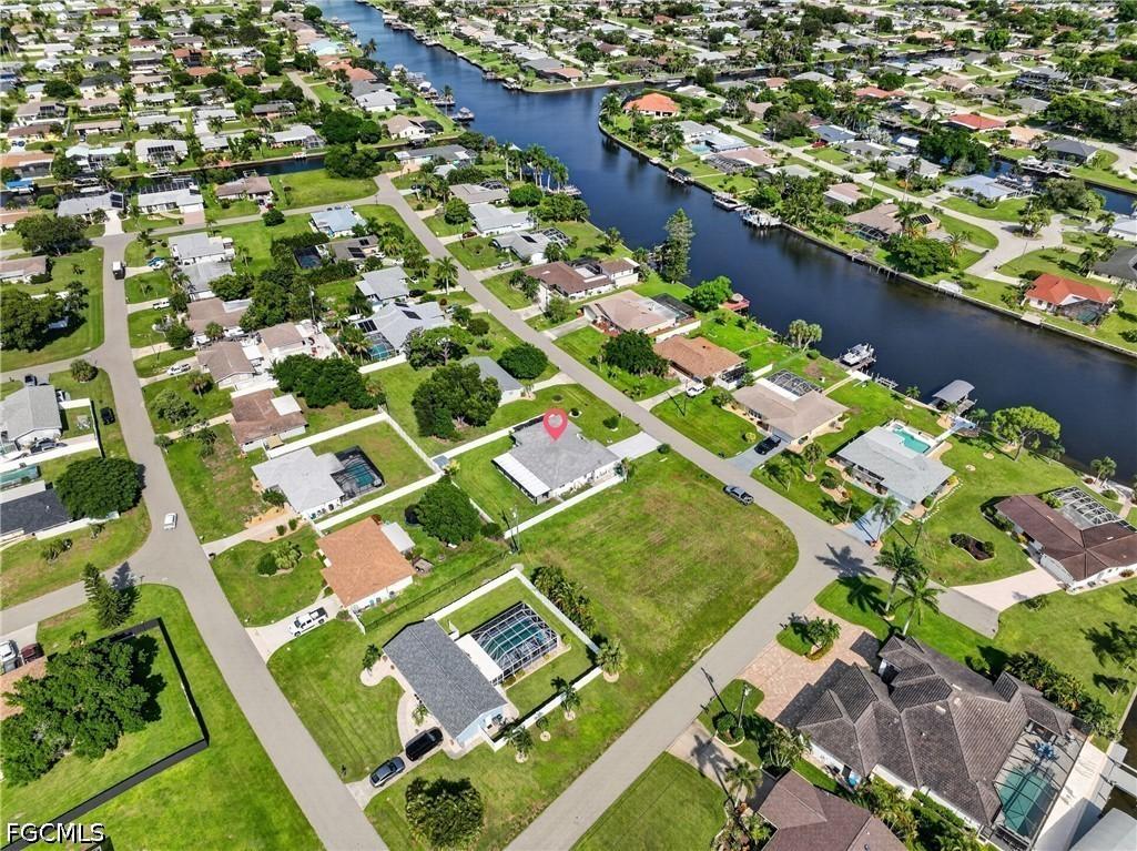 713 SE 43rd St., Cape Coral, FL 33904