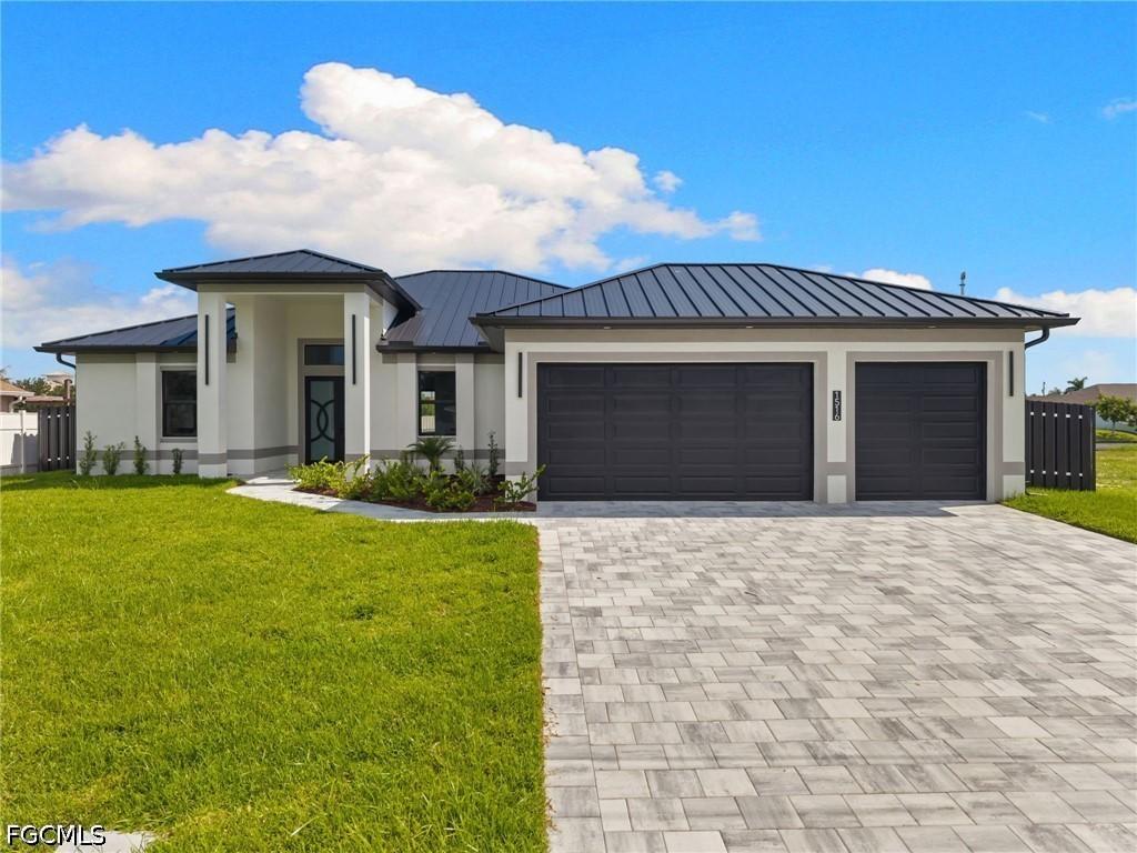 1516 NE 2nd Ter., Cape Coral, FL 33909