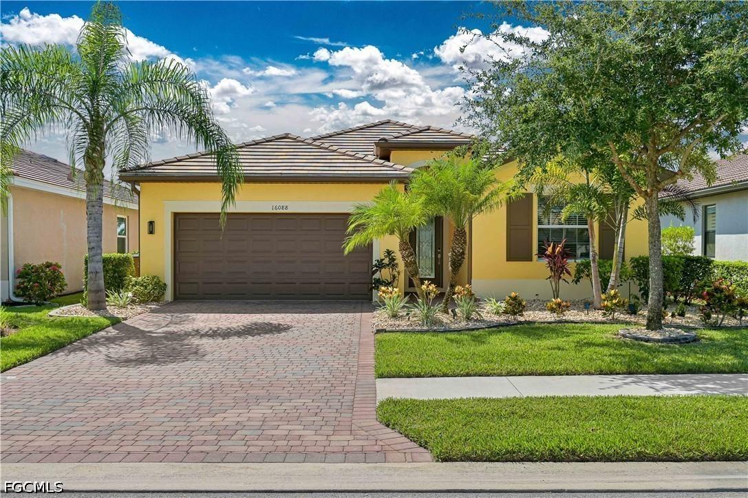 16088 Palmetto Prairie Dr., Alva, FL 33920