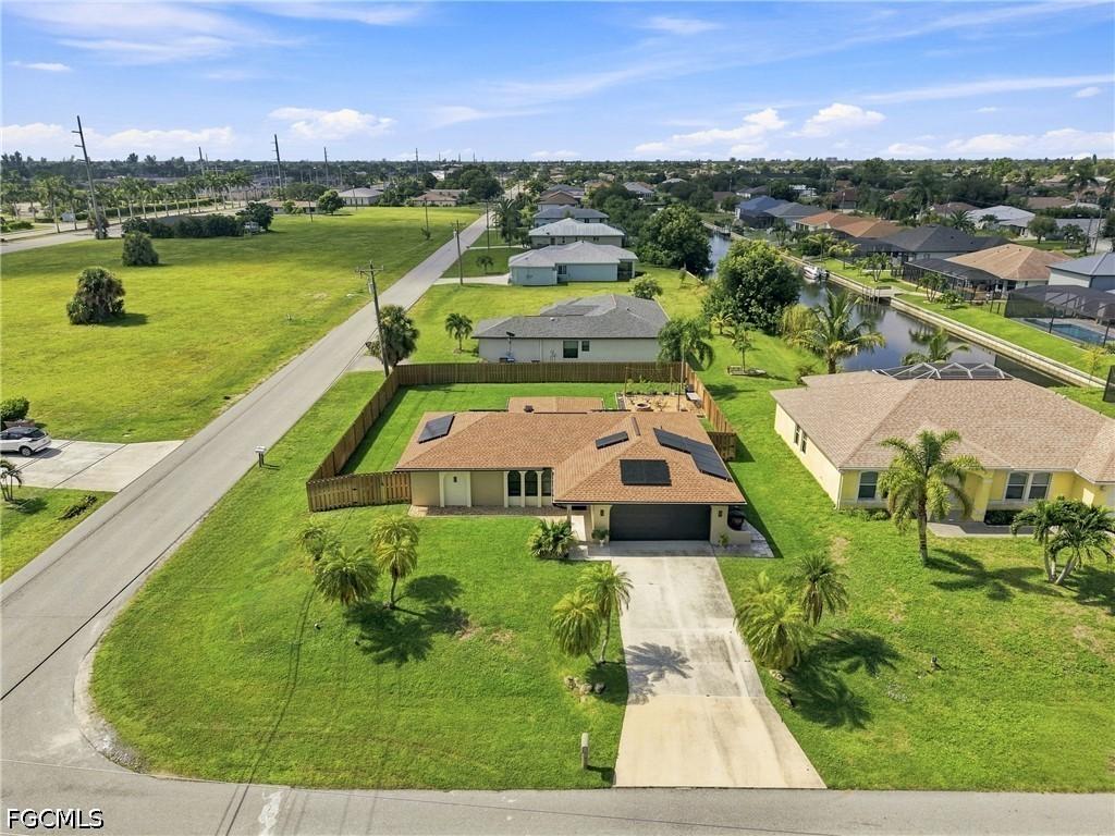 22 SW 13th Ter., Cape Coral, FL 33991