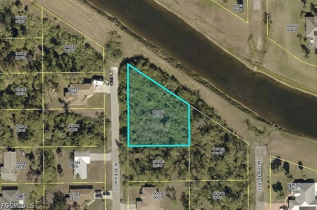 1208 Flora Ave., Lehigh Acres, FL 33971