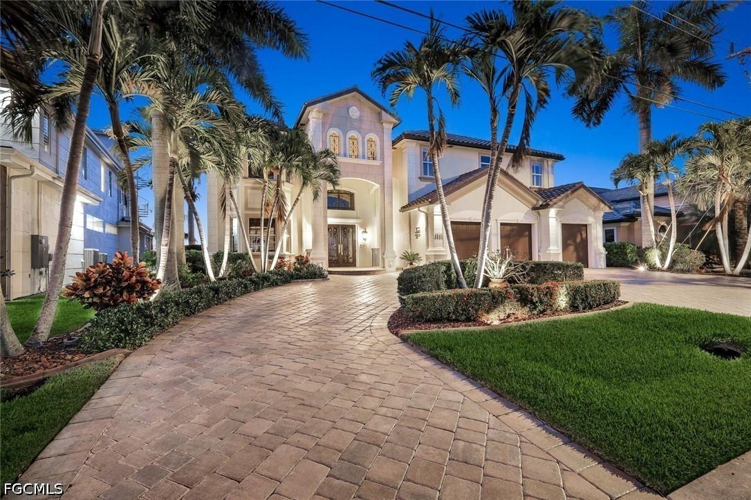 3820 Surfside Blvd., Cape Coral, FL 33914