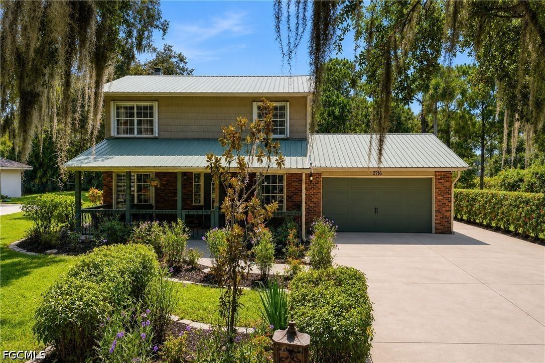 2216 River Oak Ln., Fort Myers, FL 33905