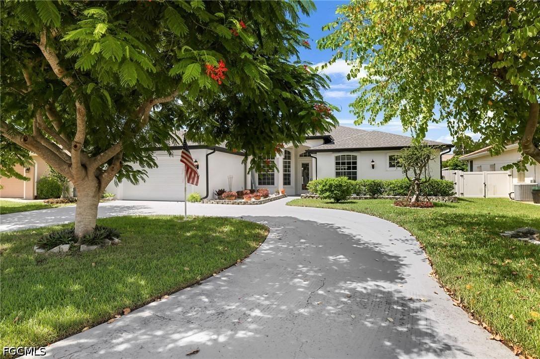 1819 SE 19th Ln., Cape Coral, FL 33990