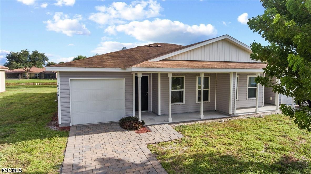 18321 Gibraltar Ln., Lehigh Acres, FL 33936