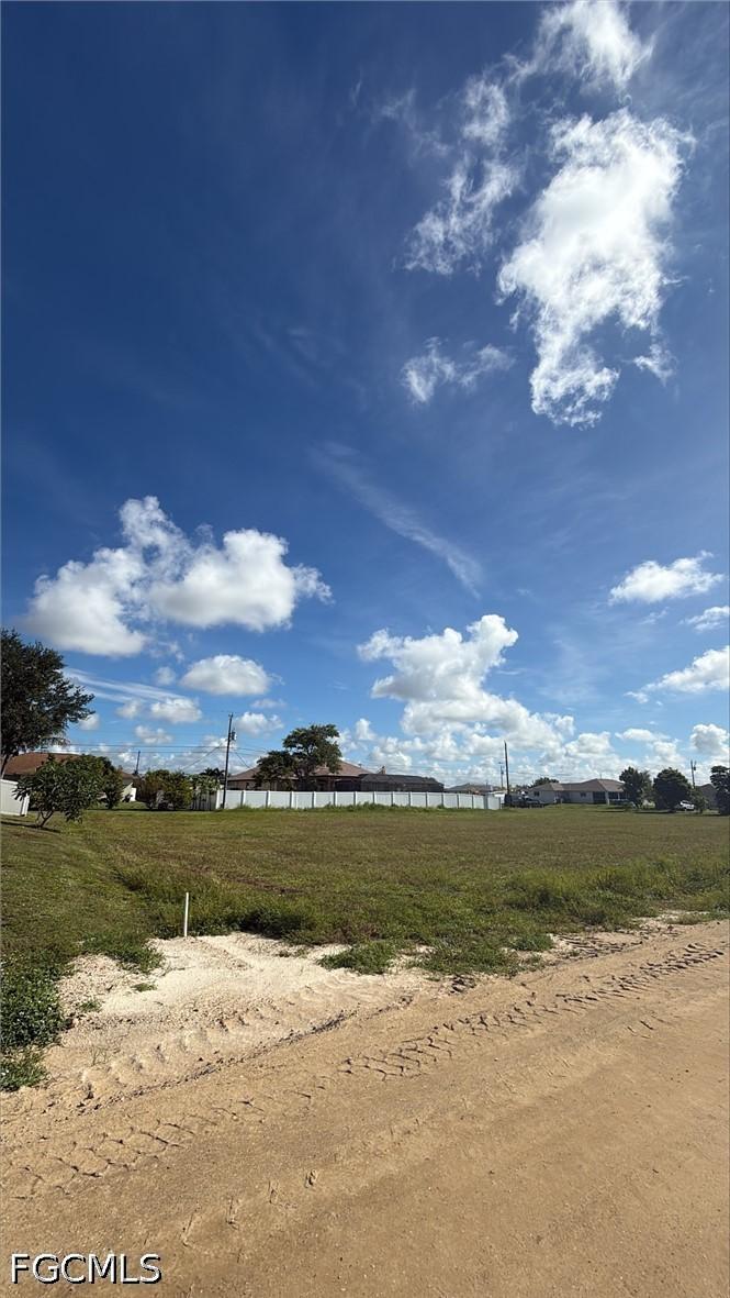 1711 NE 17th St., Cape Coral, FL 33909
