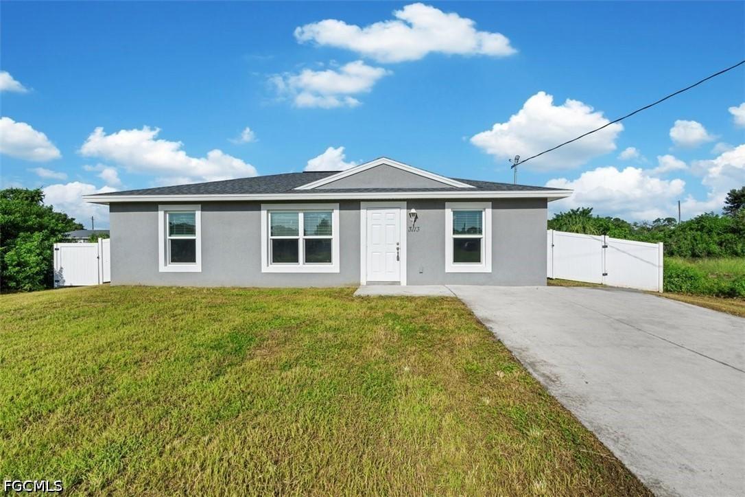 3113 Pebble Ln., Labelle, FL 33935